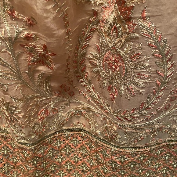 Afrozeh Pakistani Shalwar Kameez new with tag - Picture 7 of 9